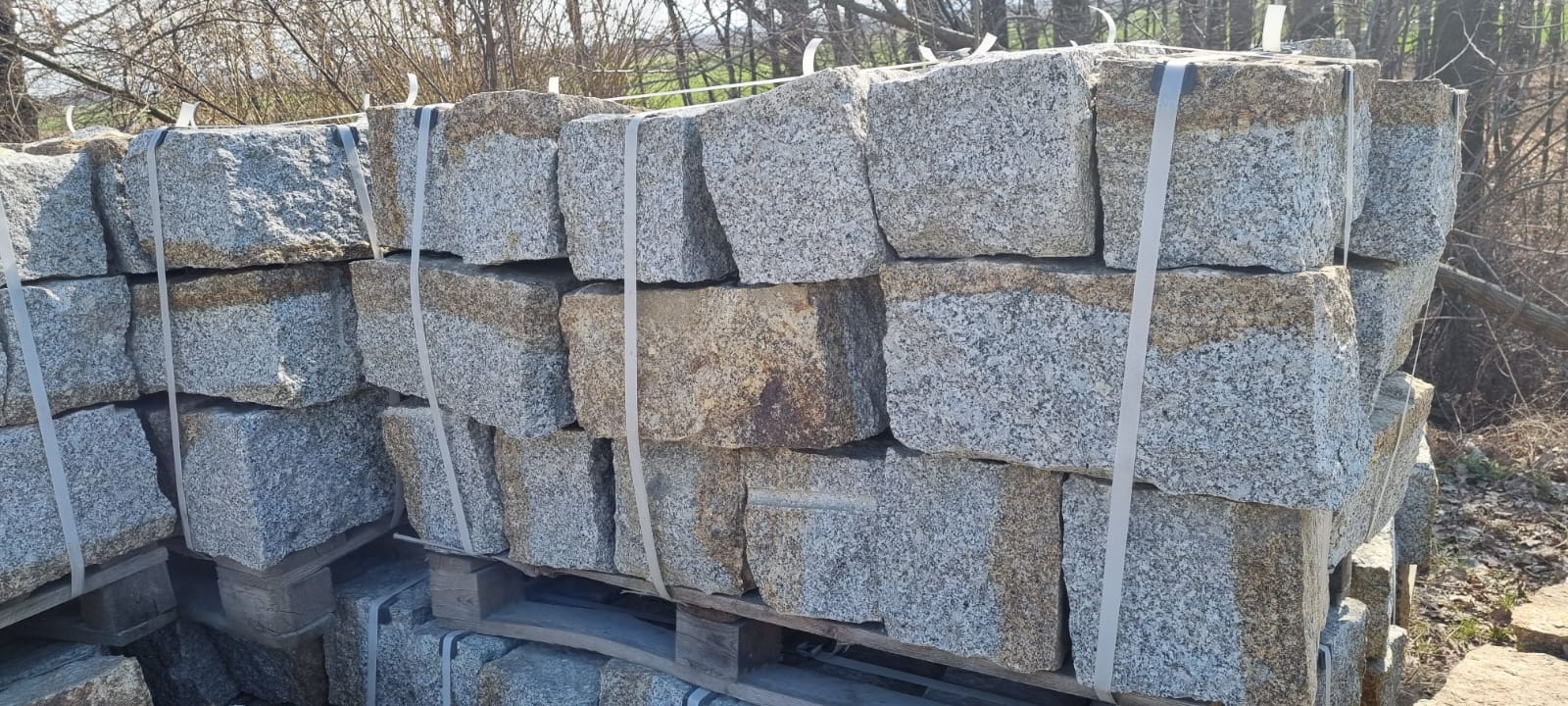 Kamień murowy 20×20×40 rudy