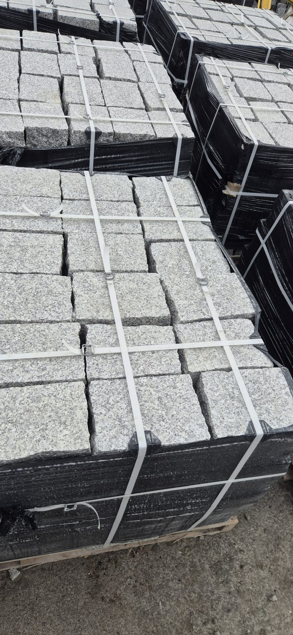 Kamień murowy granit