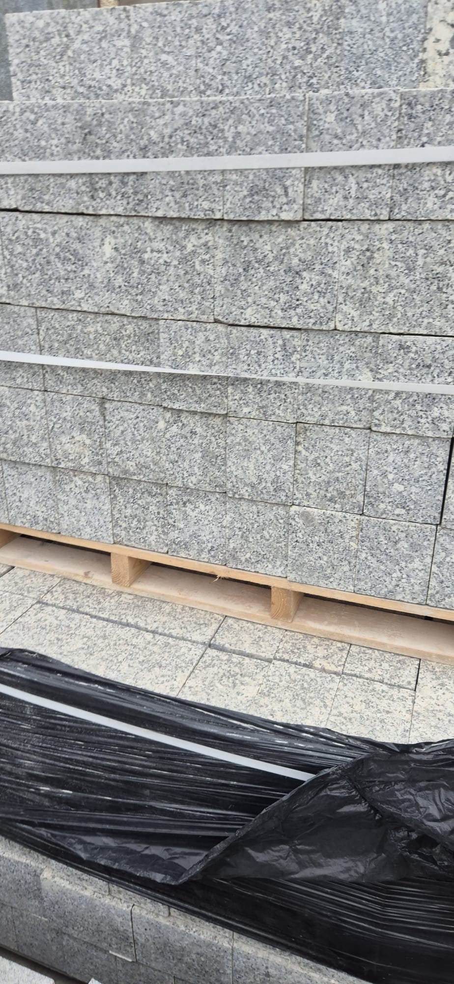 Kamień murowy granit